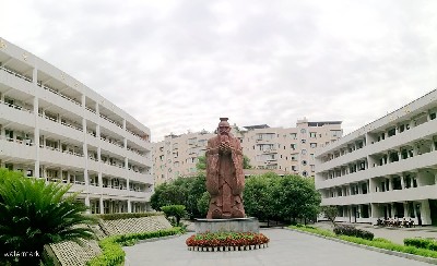 四川省重點中學——瀘縣五中